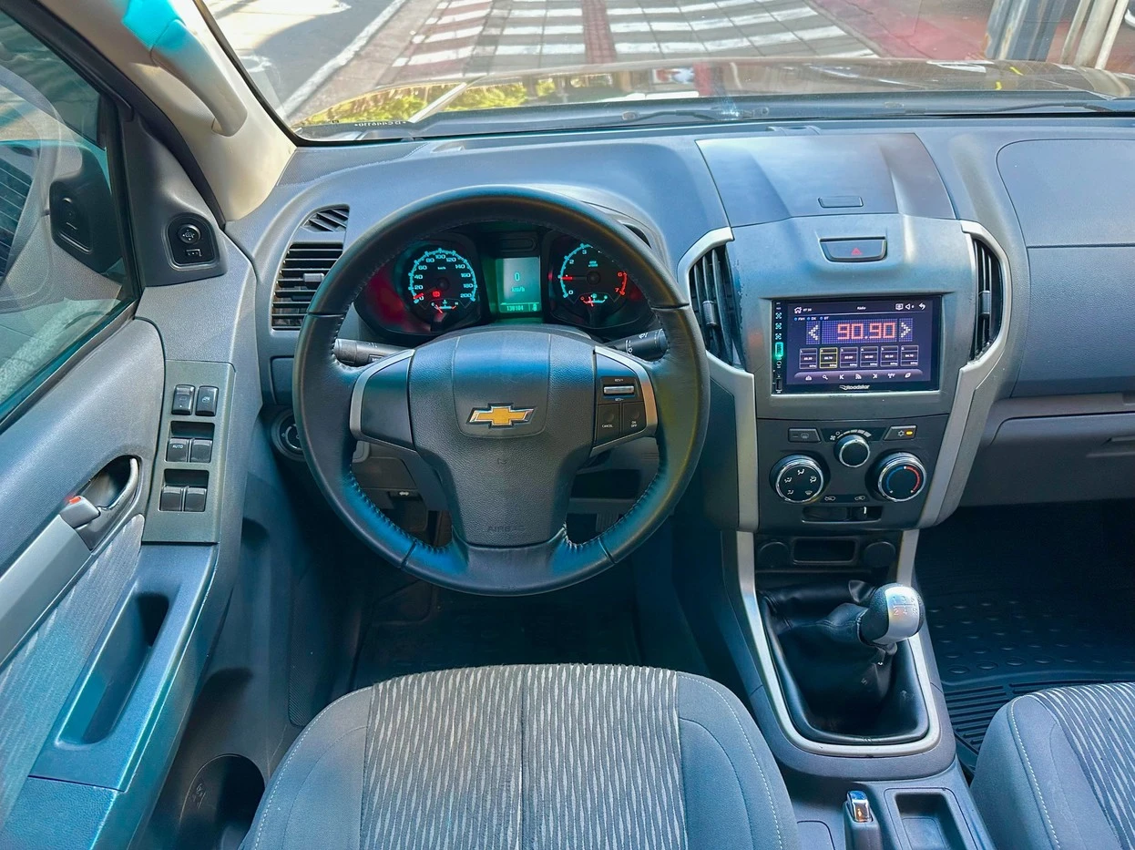CHEVROLET S10