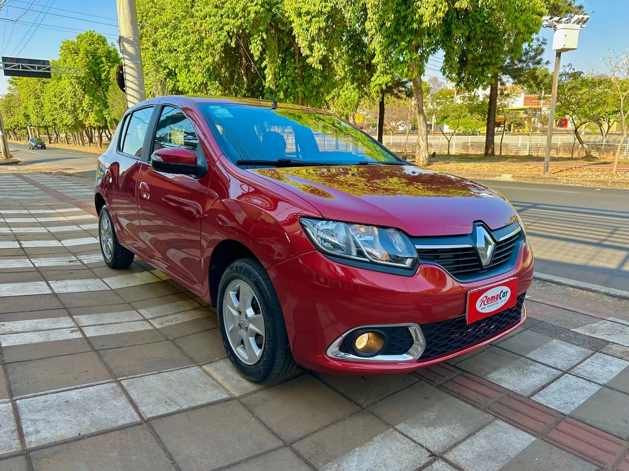 RENAULT SANDERO