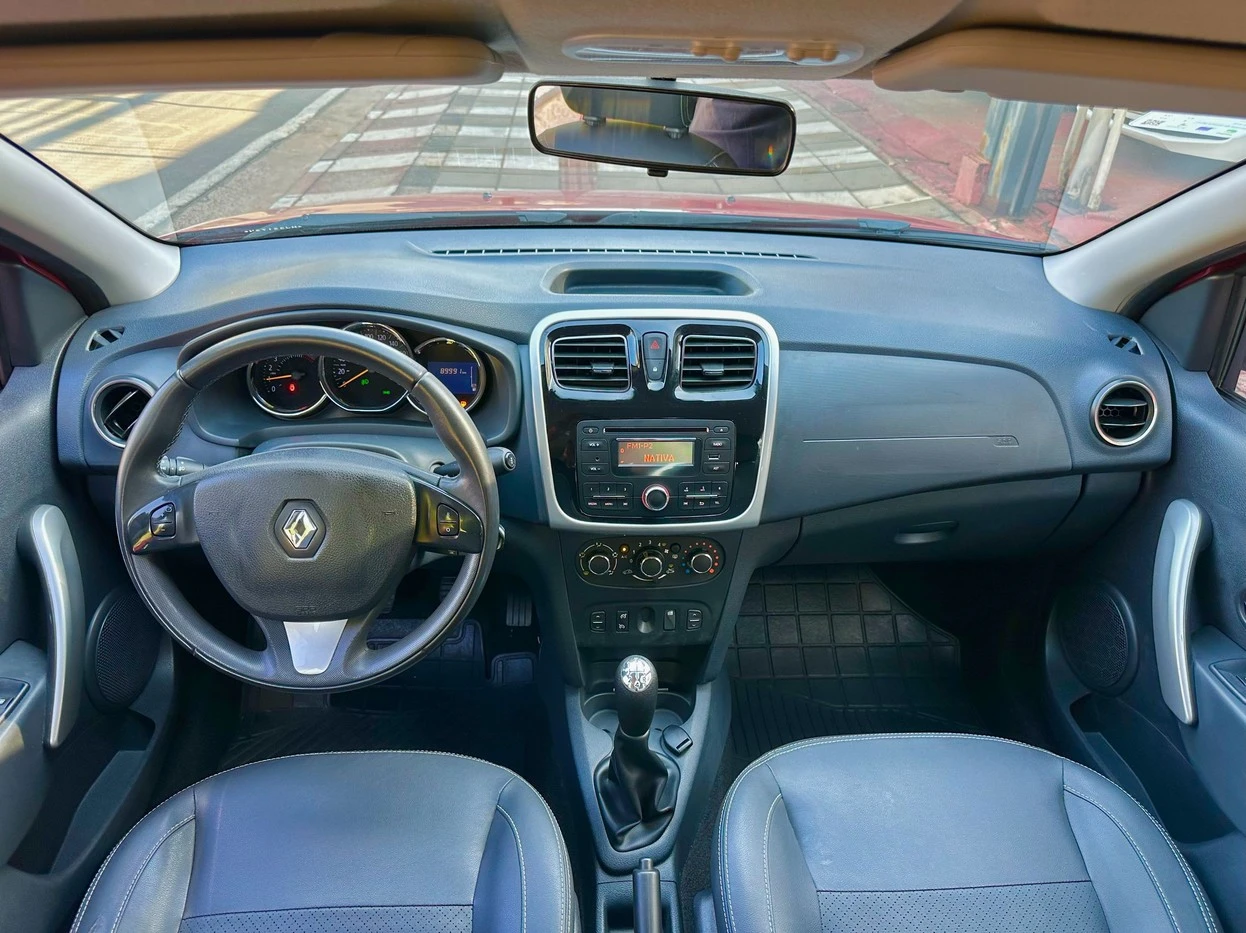 RENAULT SANDERO