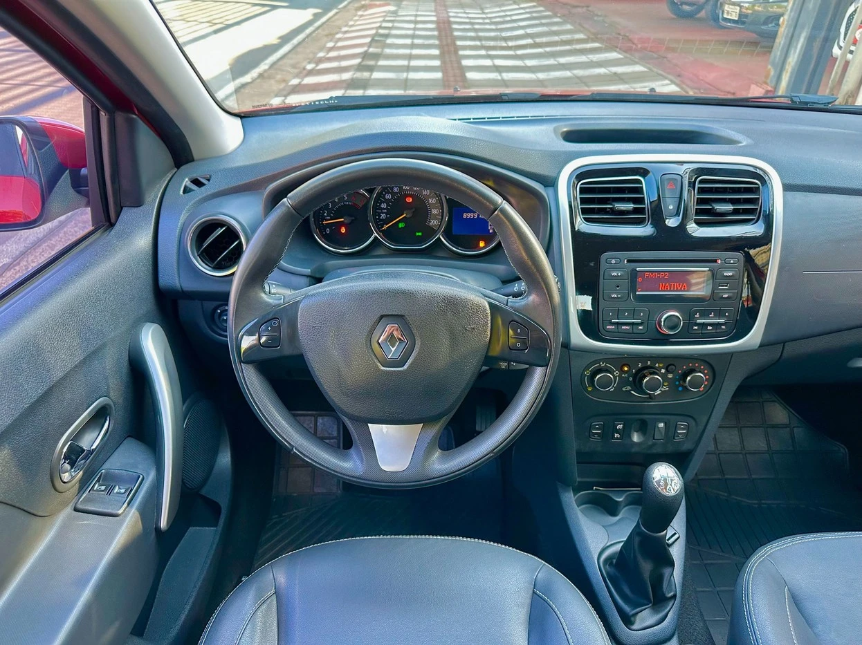RENAULT SANDERO