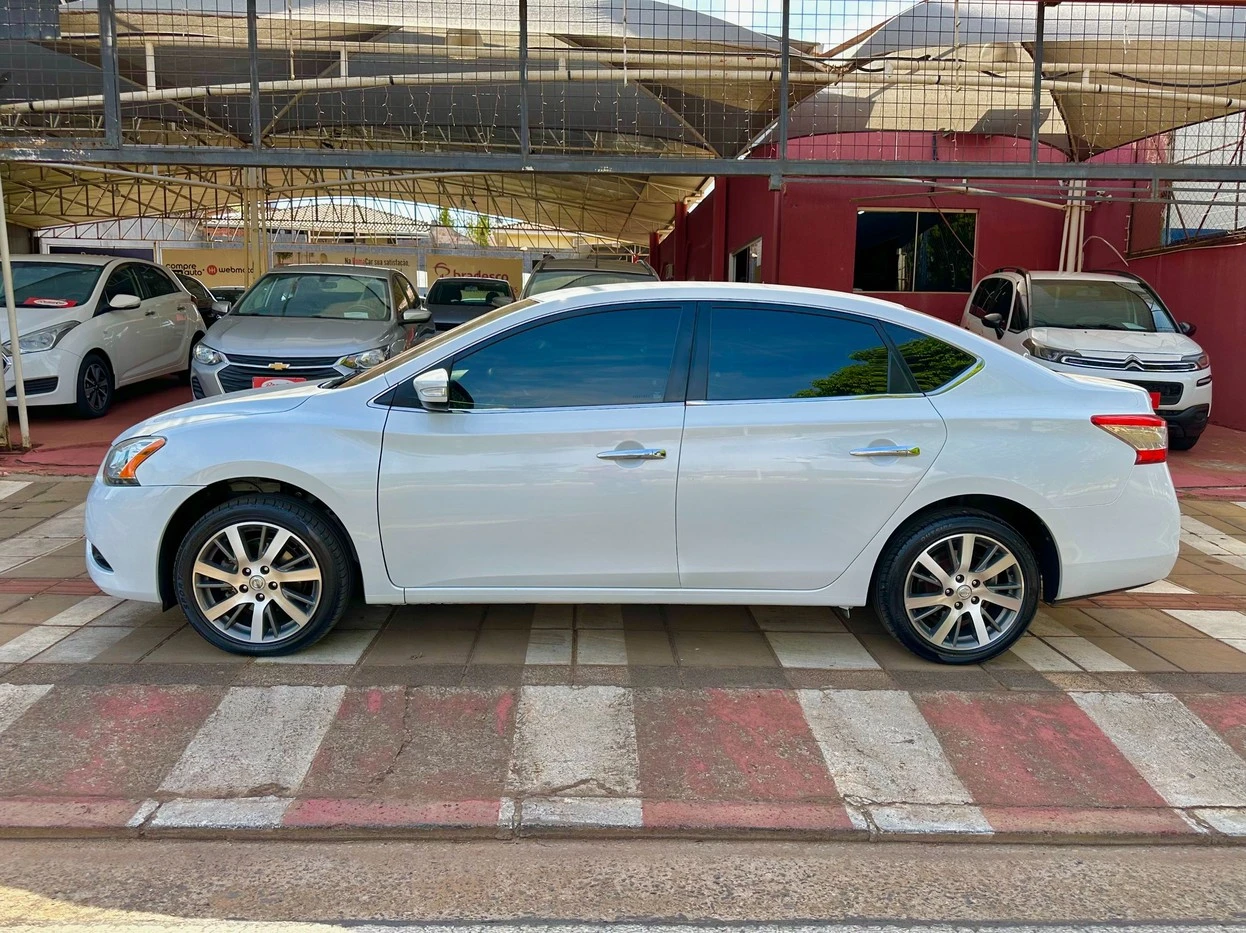 NISSAN SENTRA