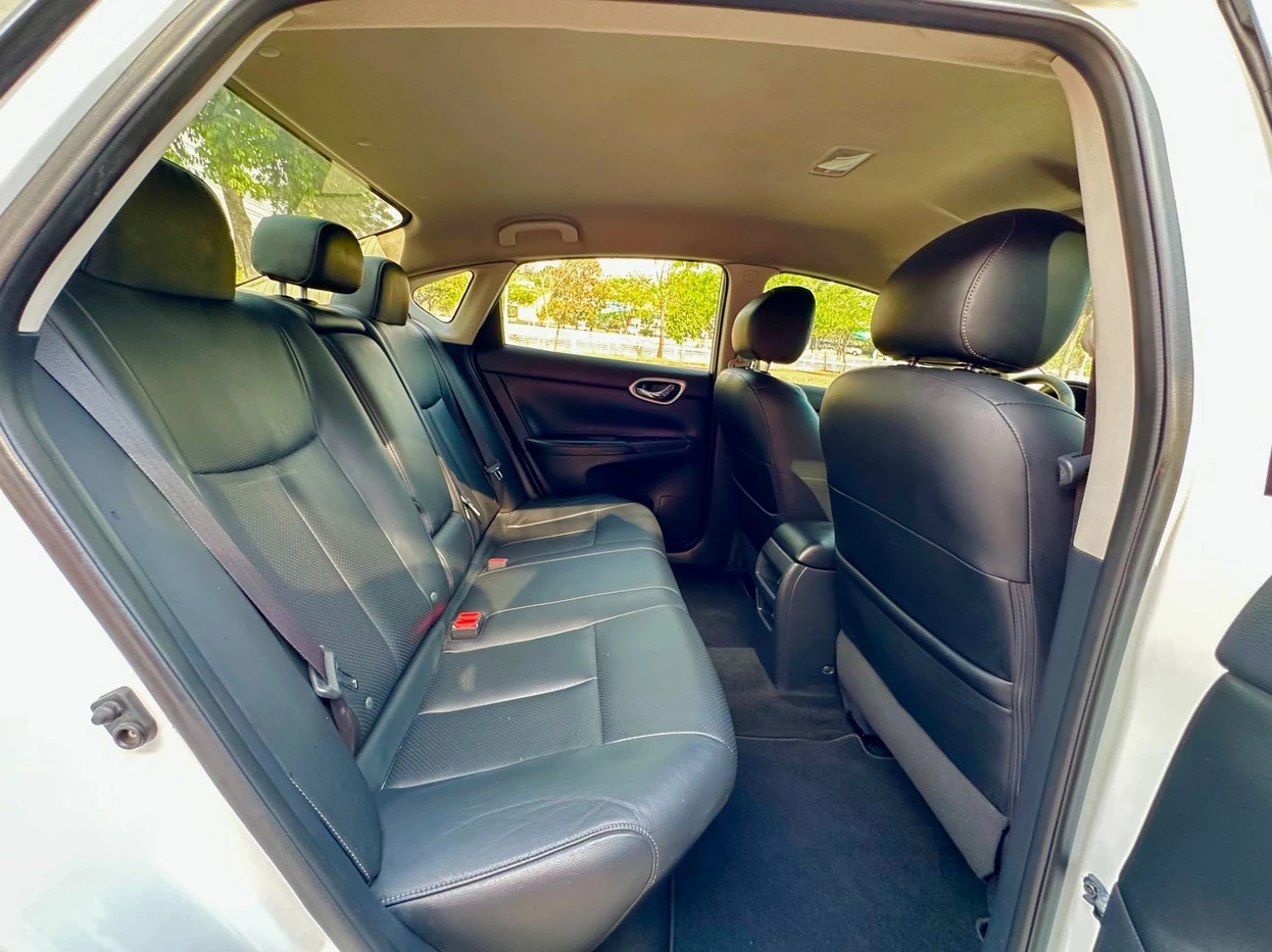 NISSAN SENTRA