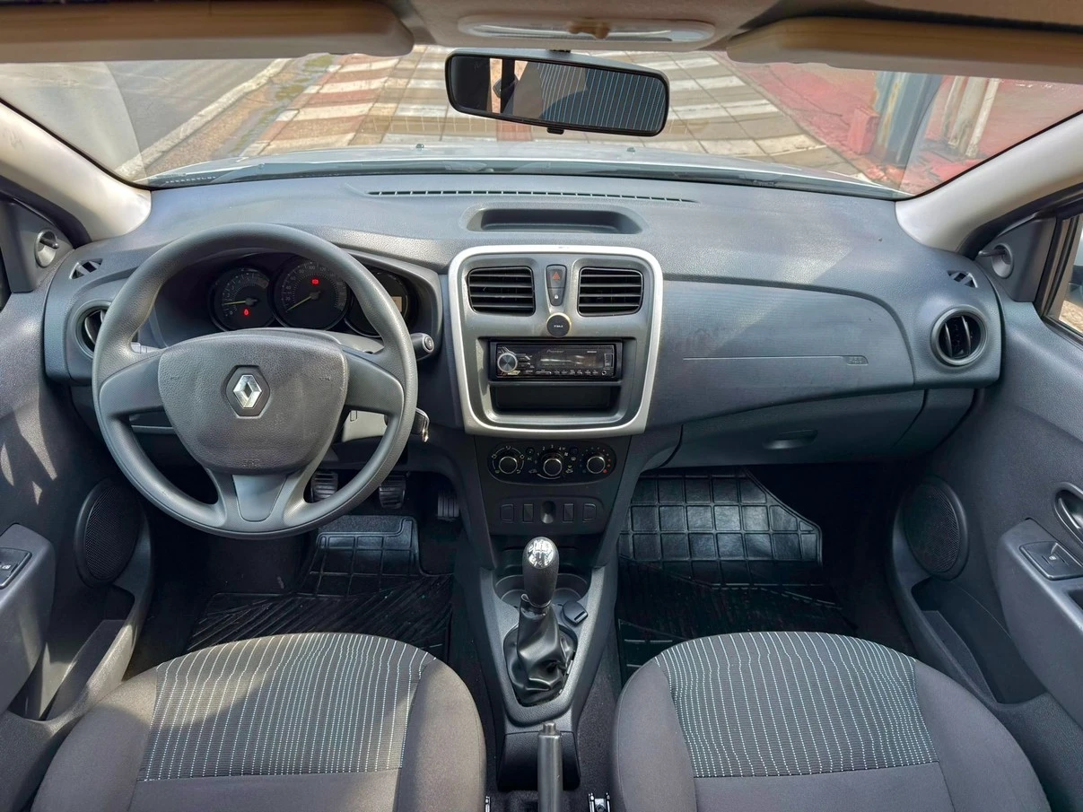 RENAULT SANDERO