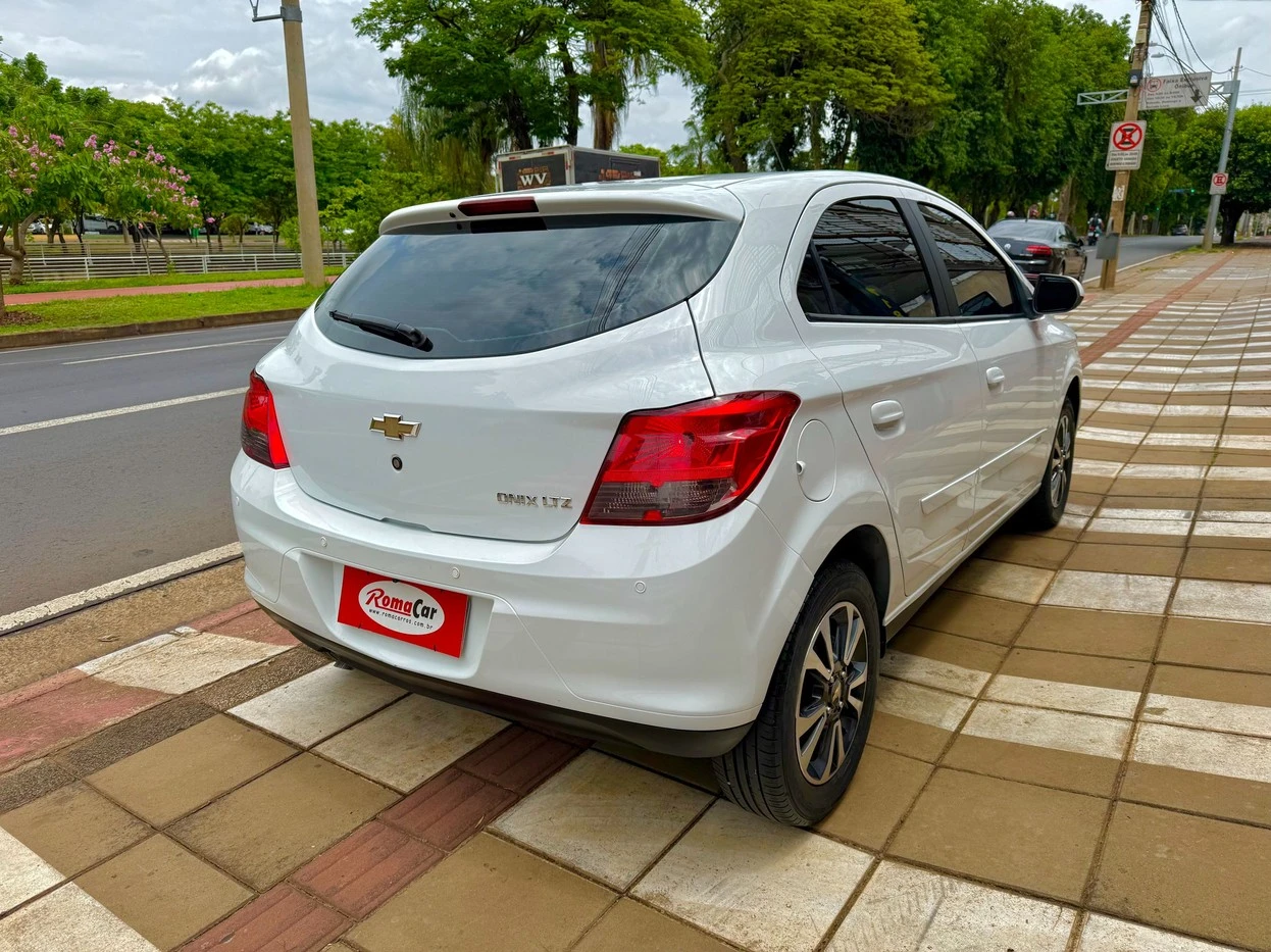 CHEVROLET ONIX