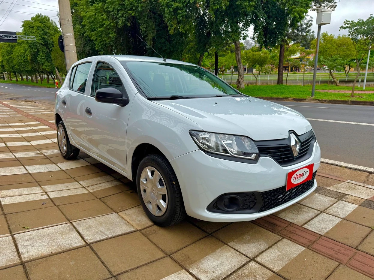 RENAULT SANDERO