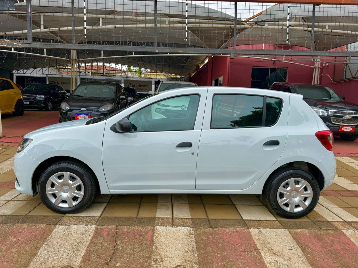 RENAULT SANDERO