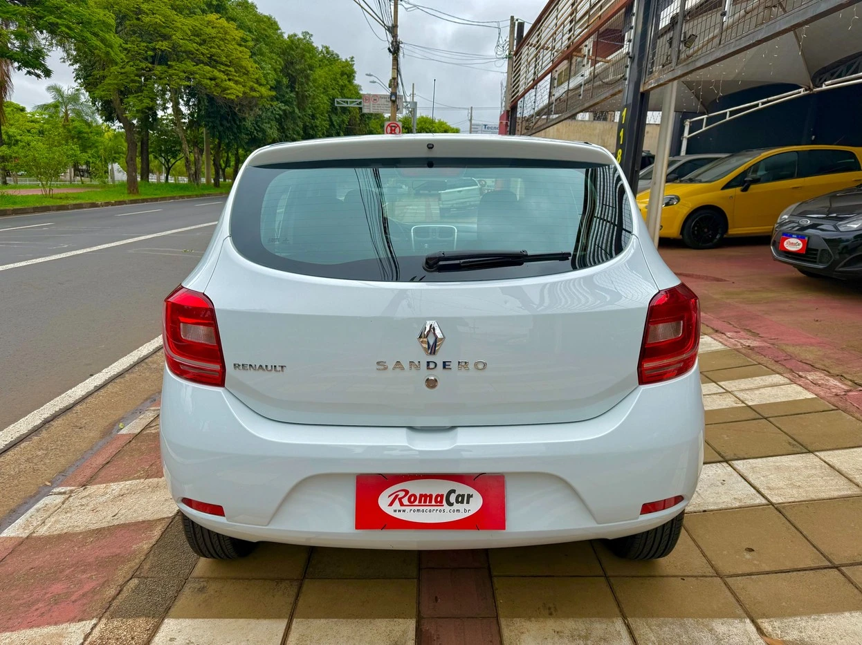 RENAULT SANDERO