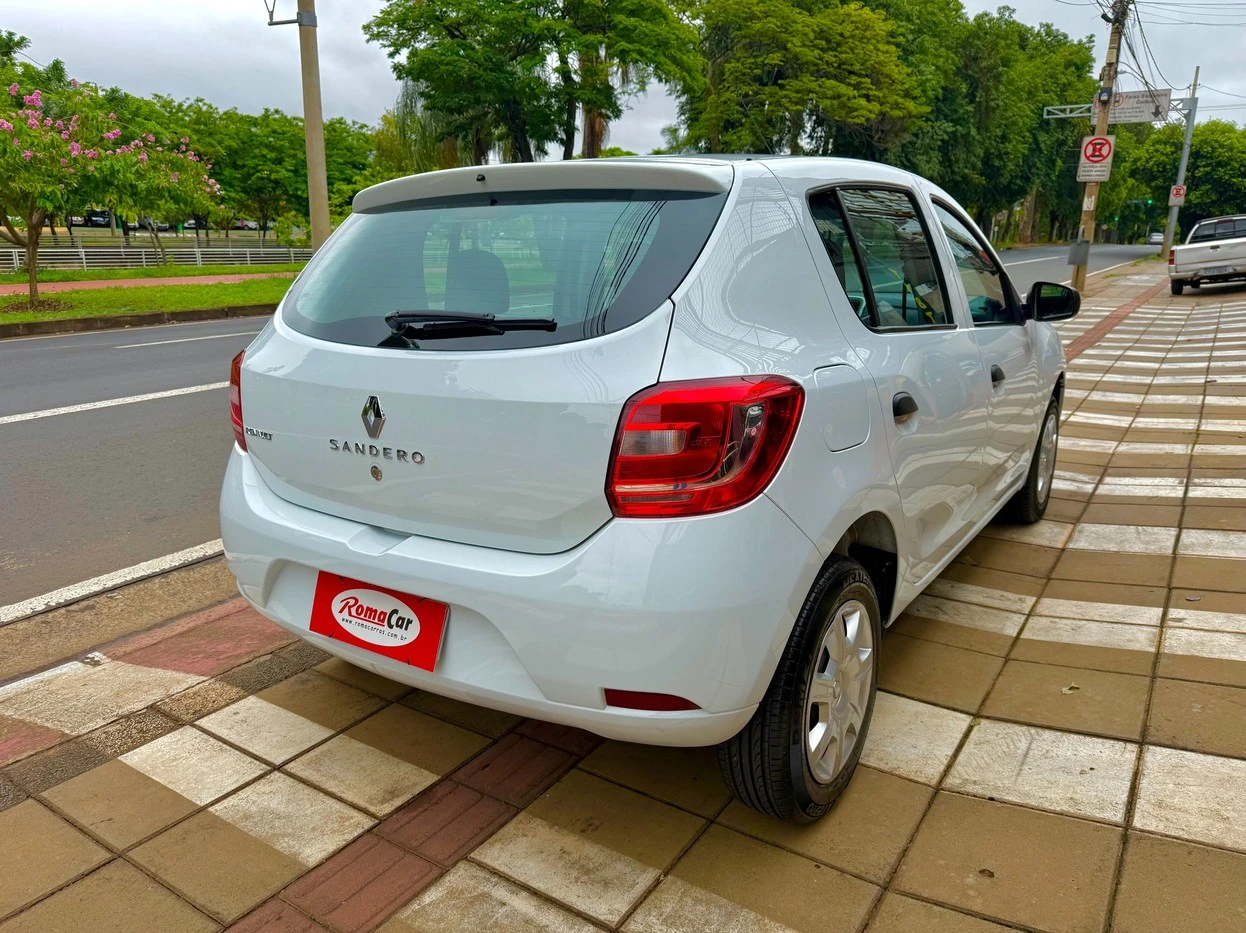 RENAULT SANDERO