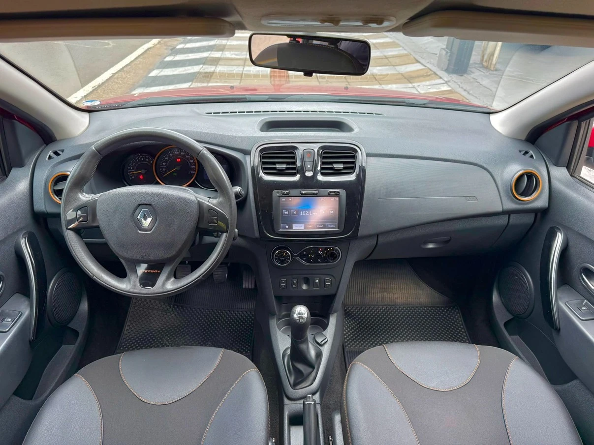 RENAULT SANDERO