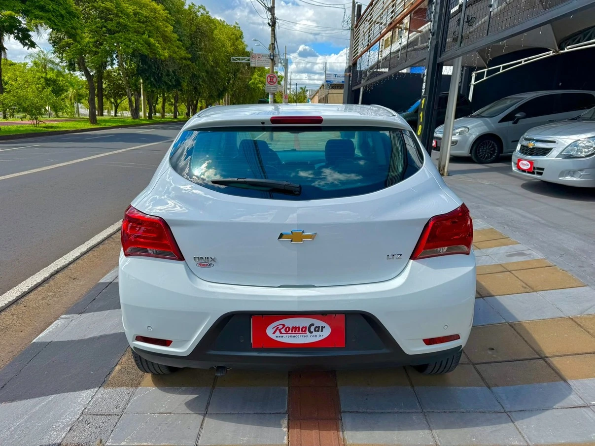 CHEVROLET ONIX
