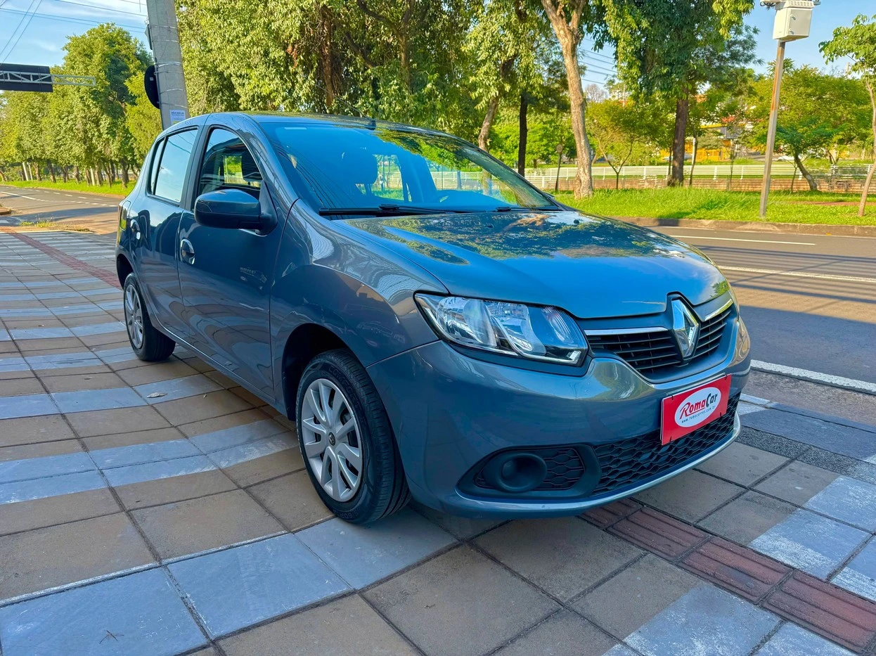 RENAULT SANDERO