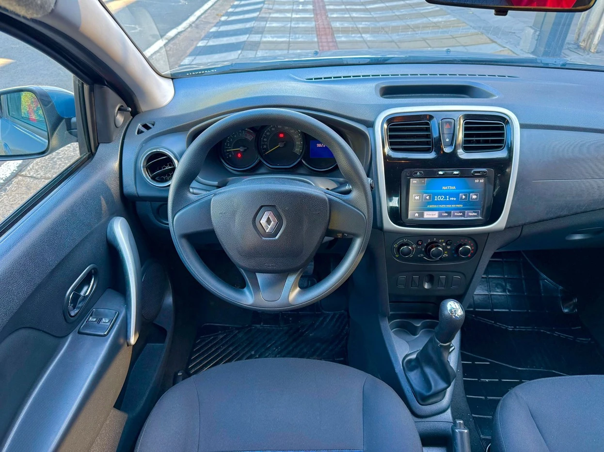 RENAULT SANDERO