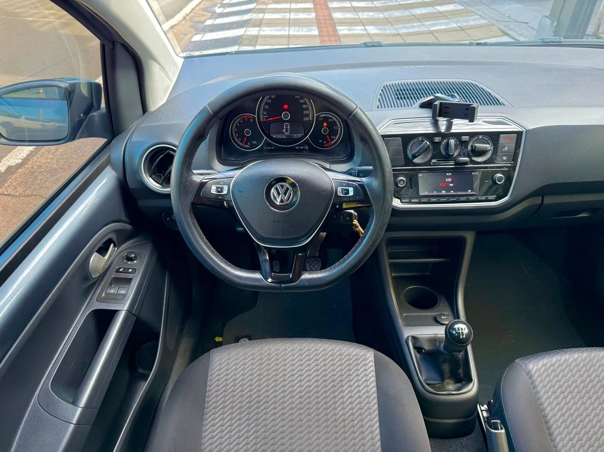 VOLKSWAGEN UP