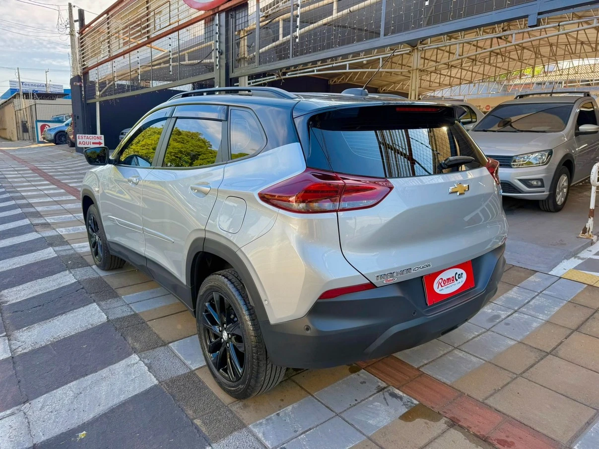 CHEVROLET TRACKER