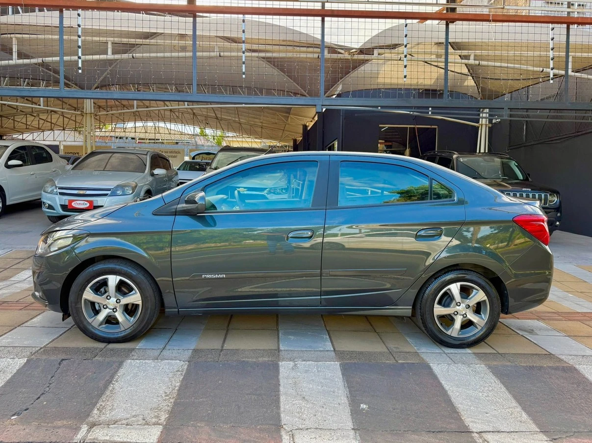 CHEVROLET PRISMA