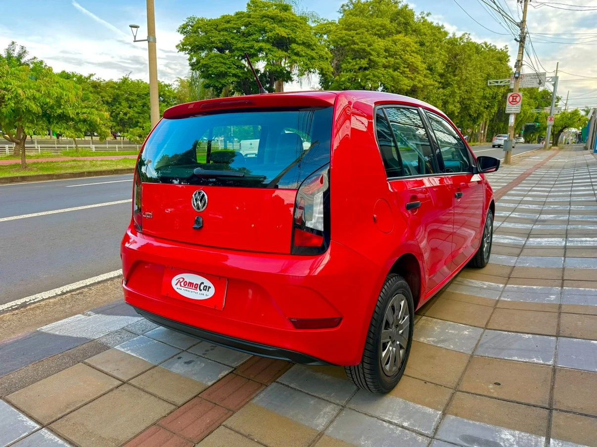 VOLKSWAGEN UP