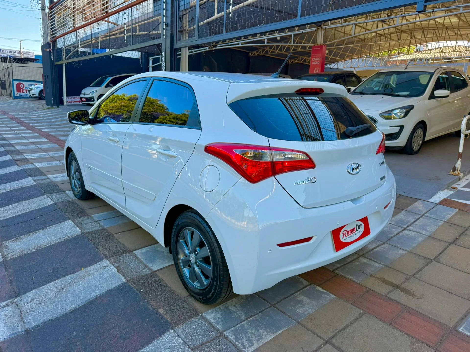 HYUNDAI HB20