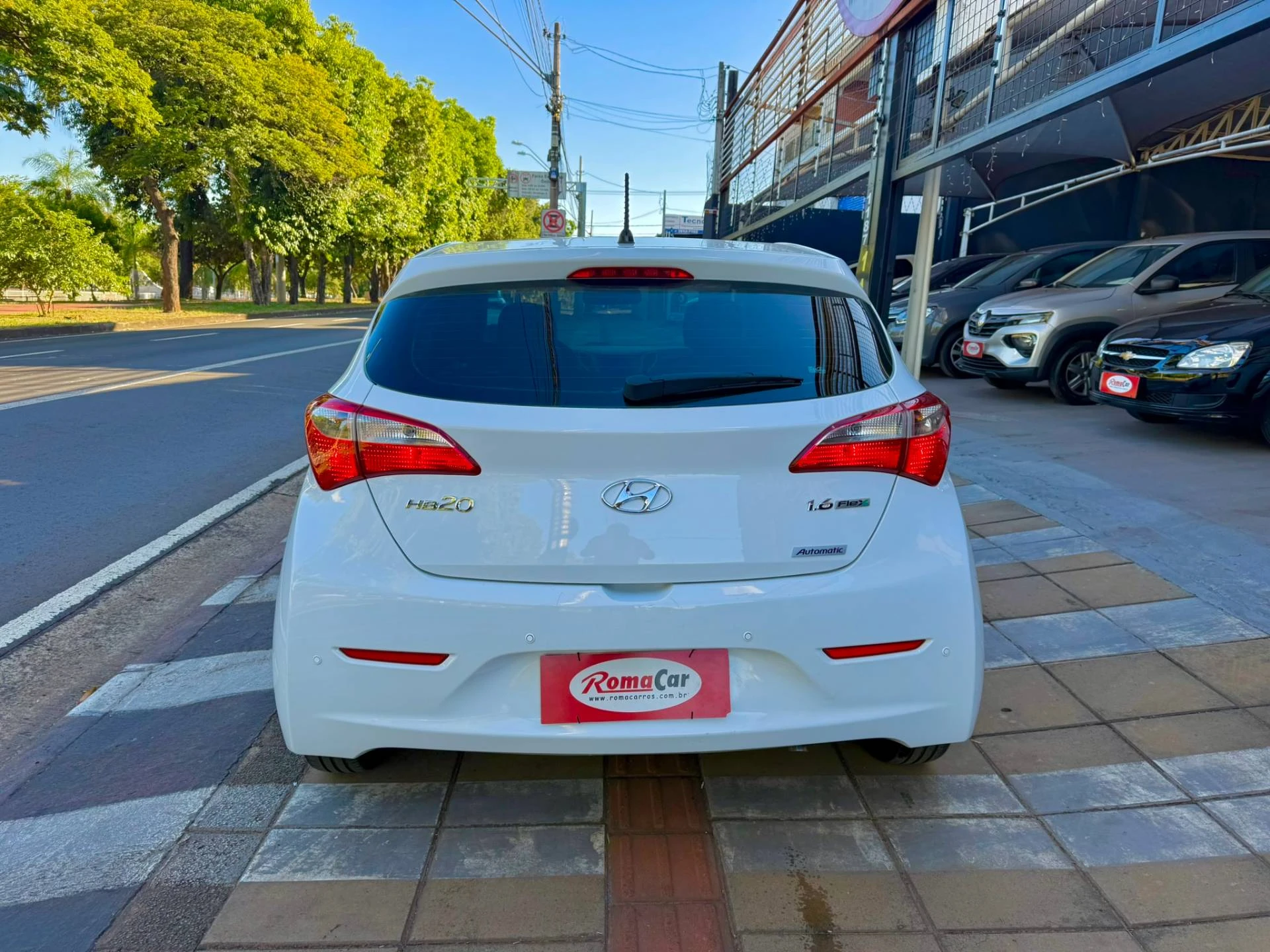 HYUNDAI HB20