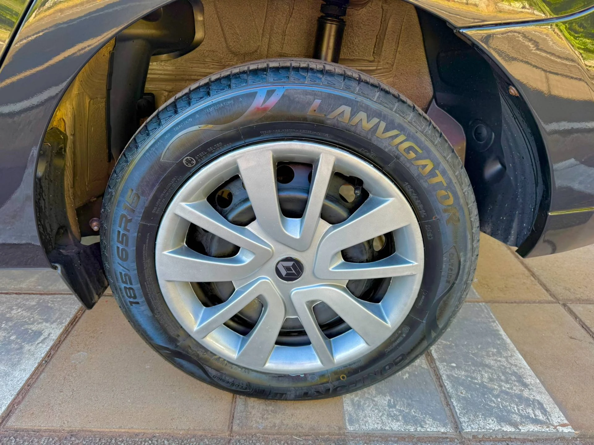 RENAULT LOGAN