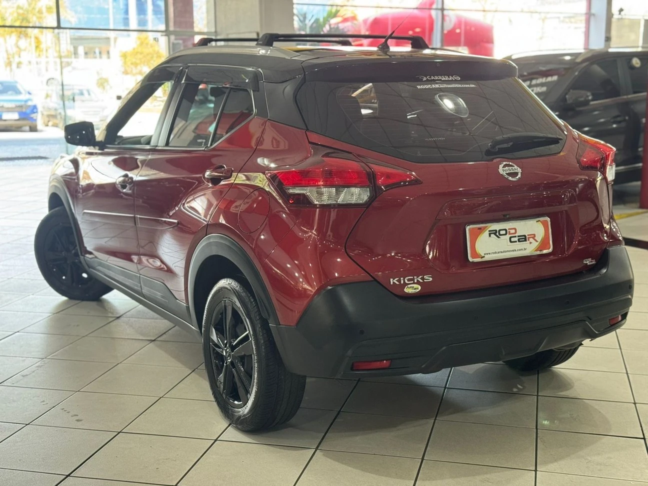 NISSAN KICKS
