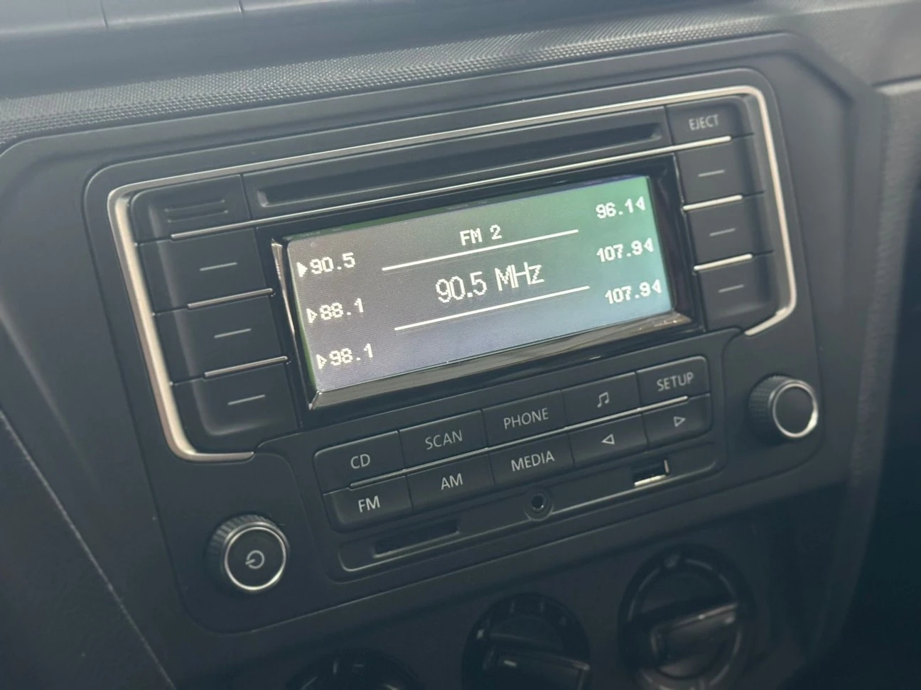 VOLKSWAGEN VOYAGE