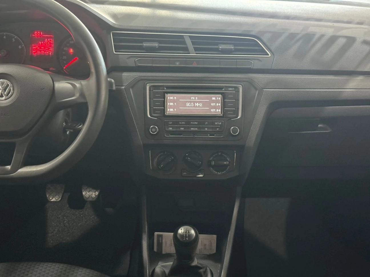 VOLKSWAGEN VOYAGE