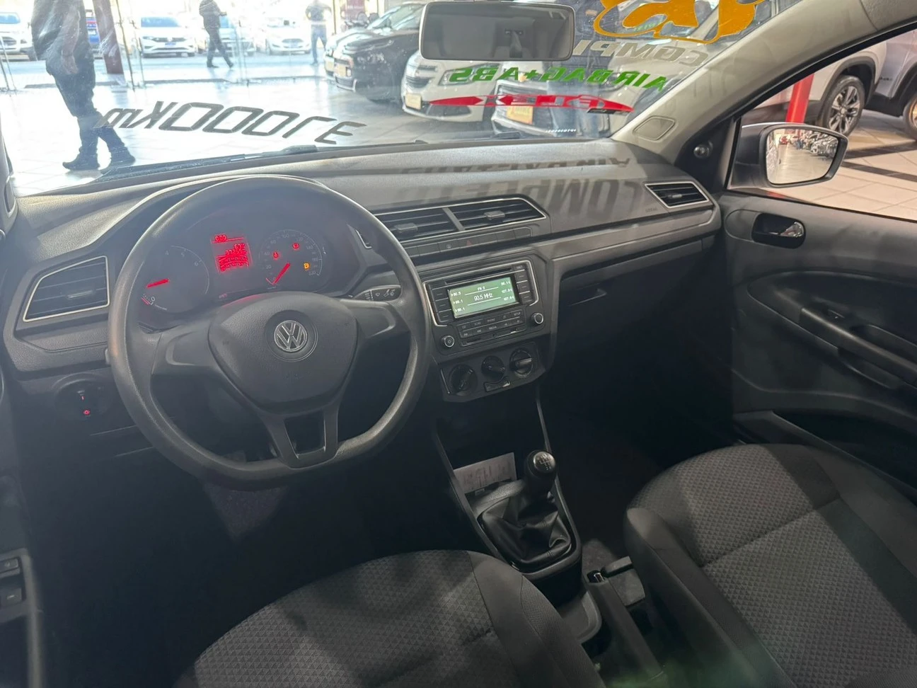 VOLKSWAGEN VOYAGE