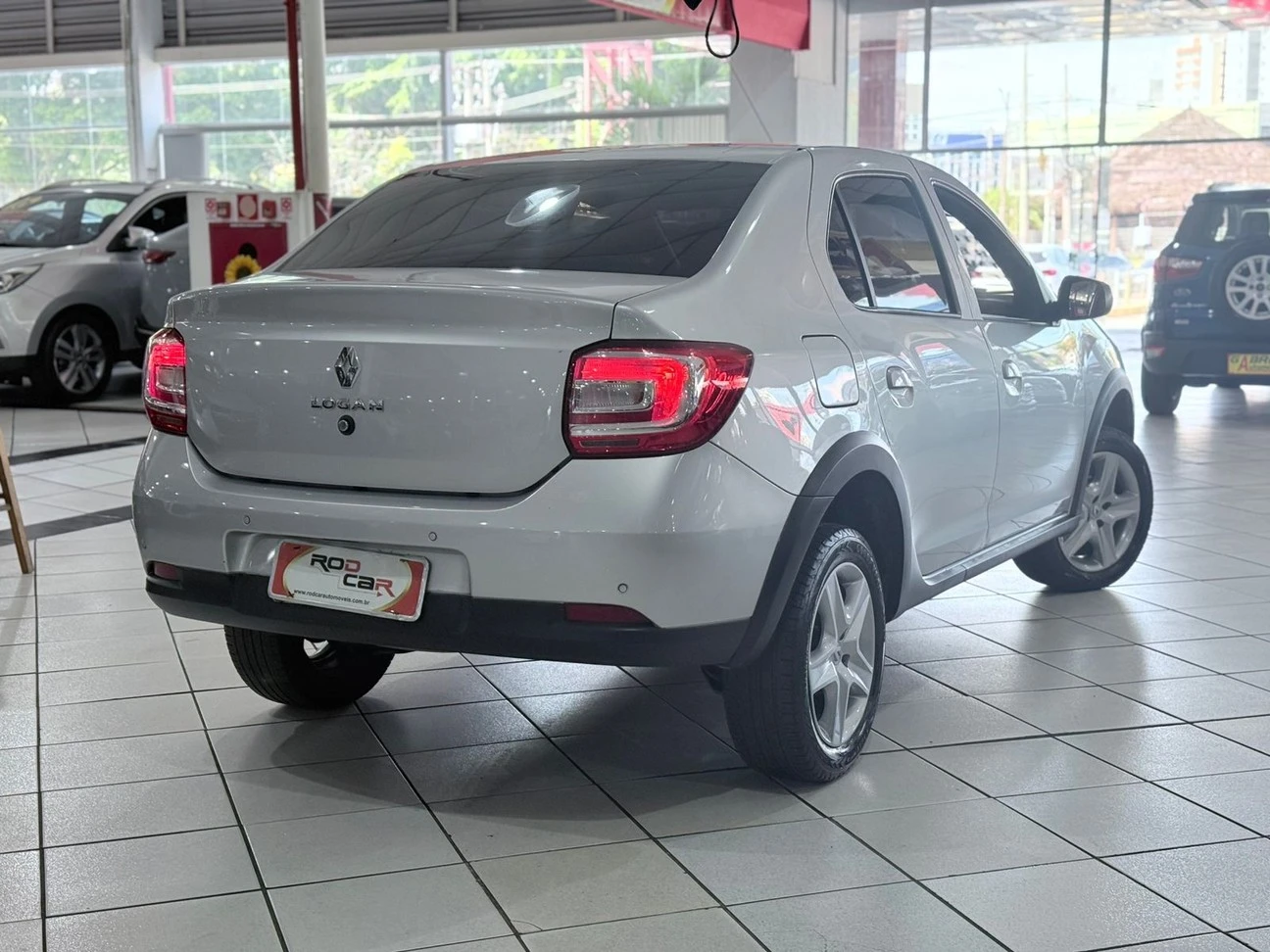 RENAULT LOGAN