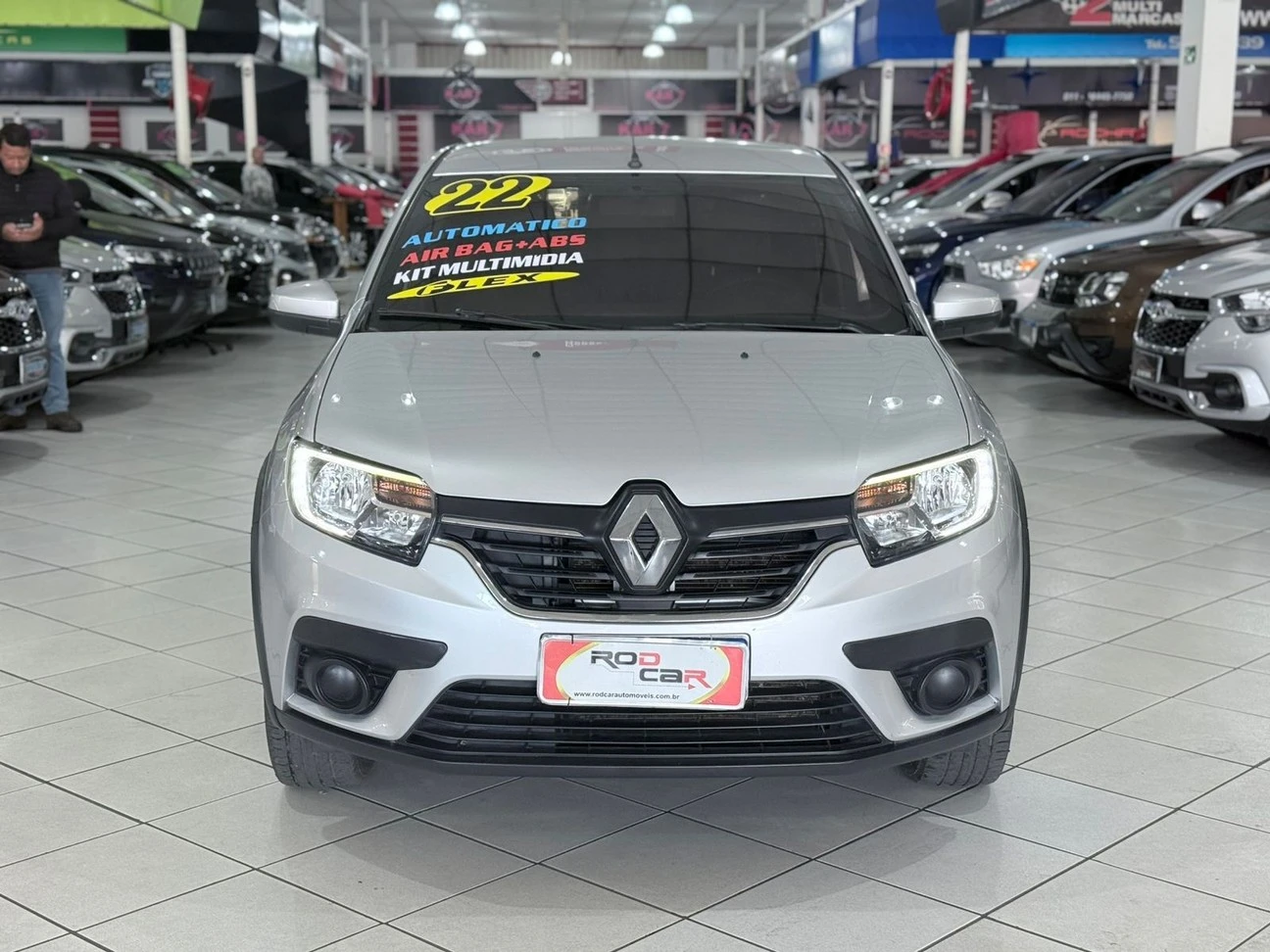 RENAULT LOGAN