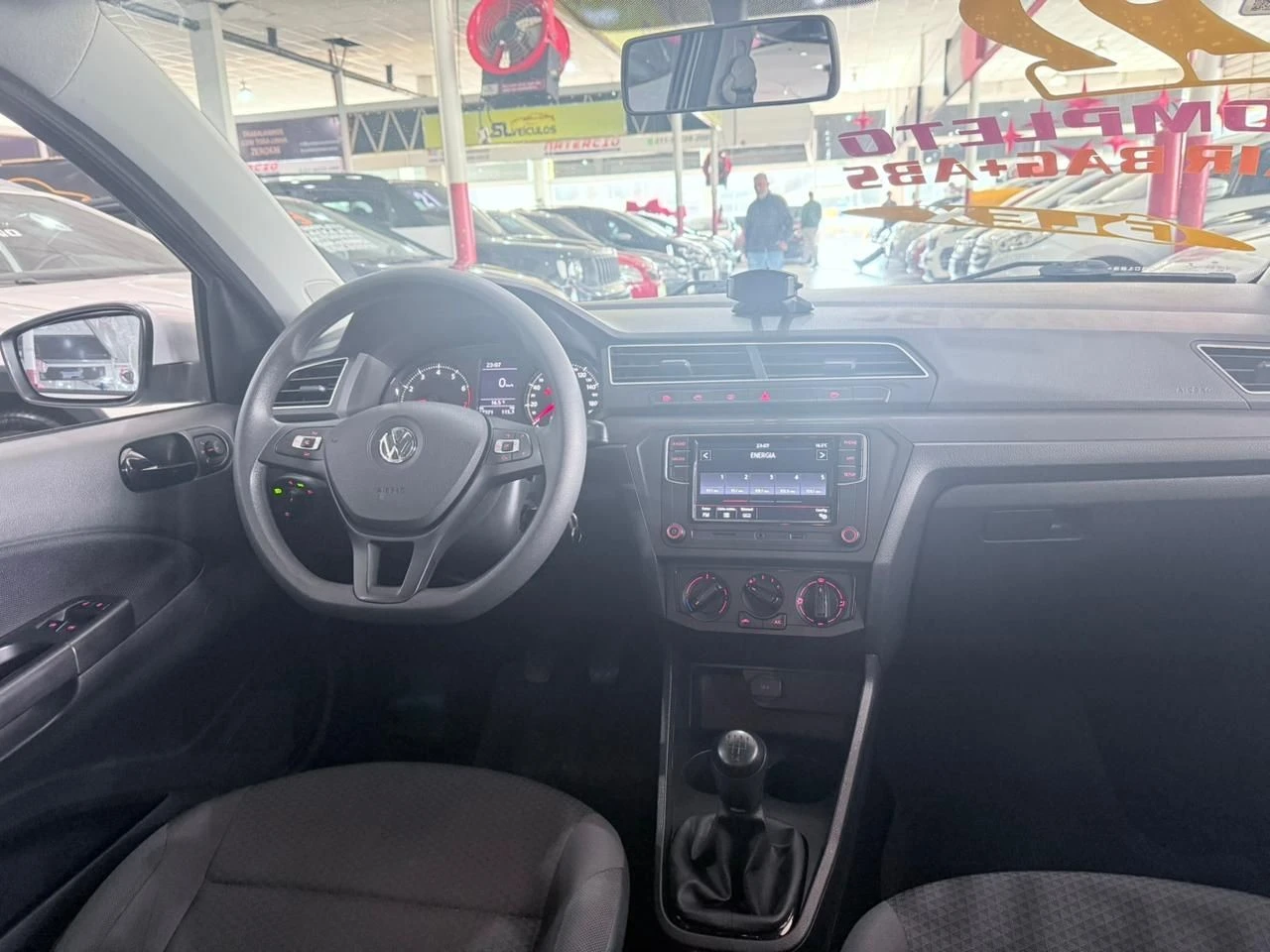 VOLKSWAGEN VOYAGE