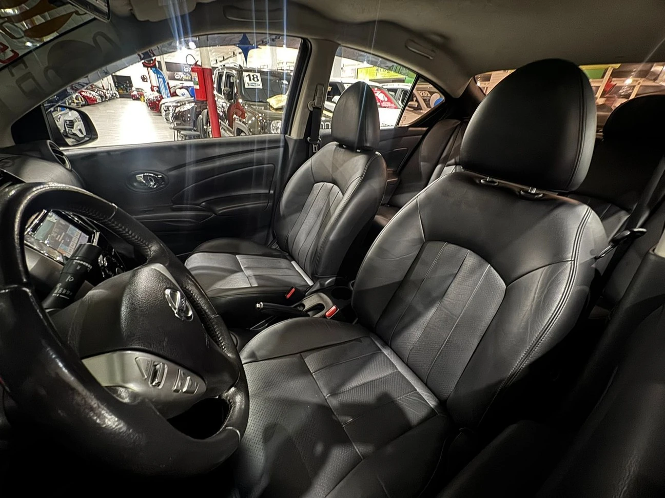 NISSAN VERSA
