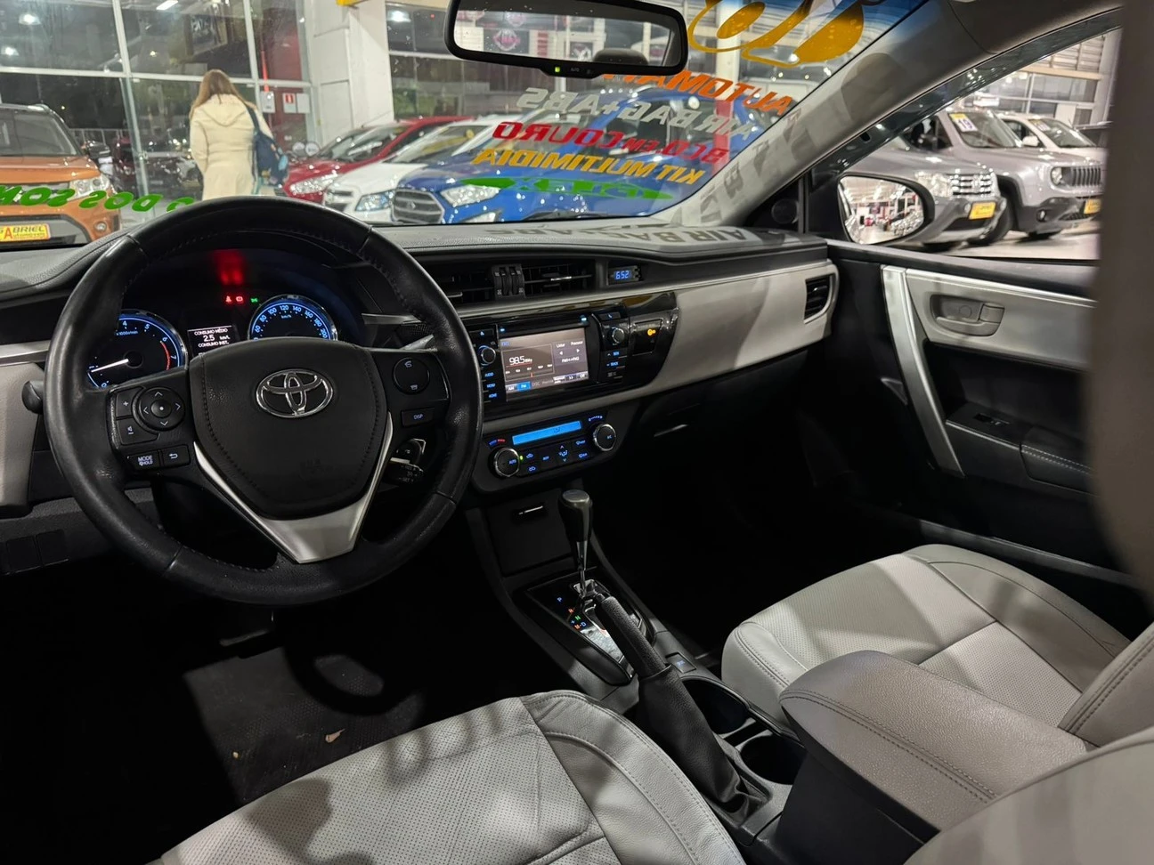 TOYOTA COROLLA