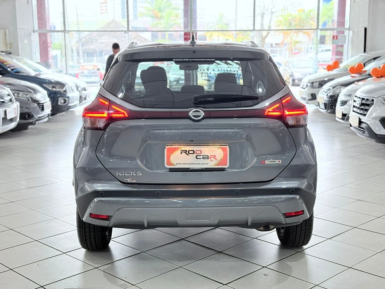 NISSAN KICKS