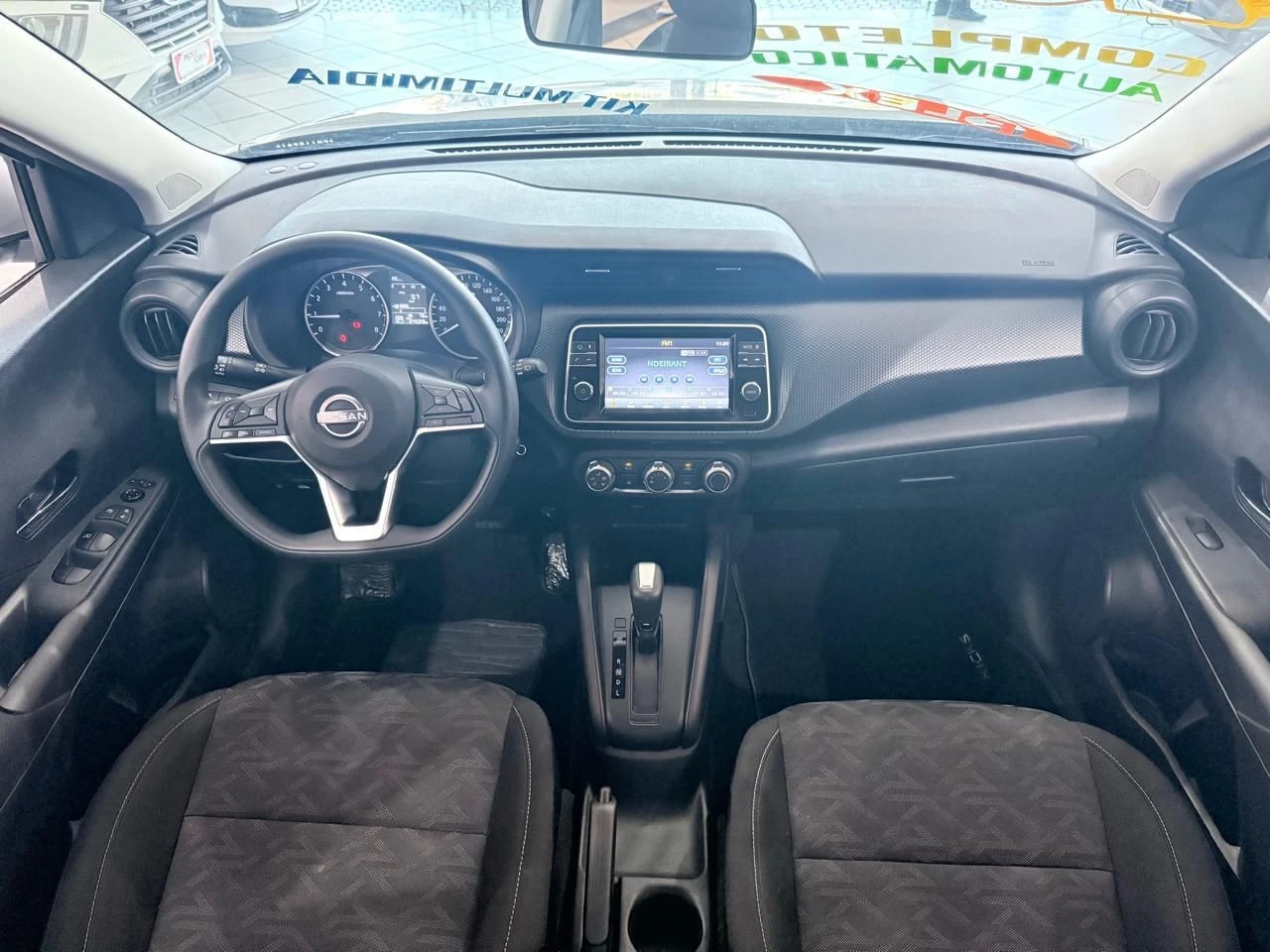 NISSAN KICKS