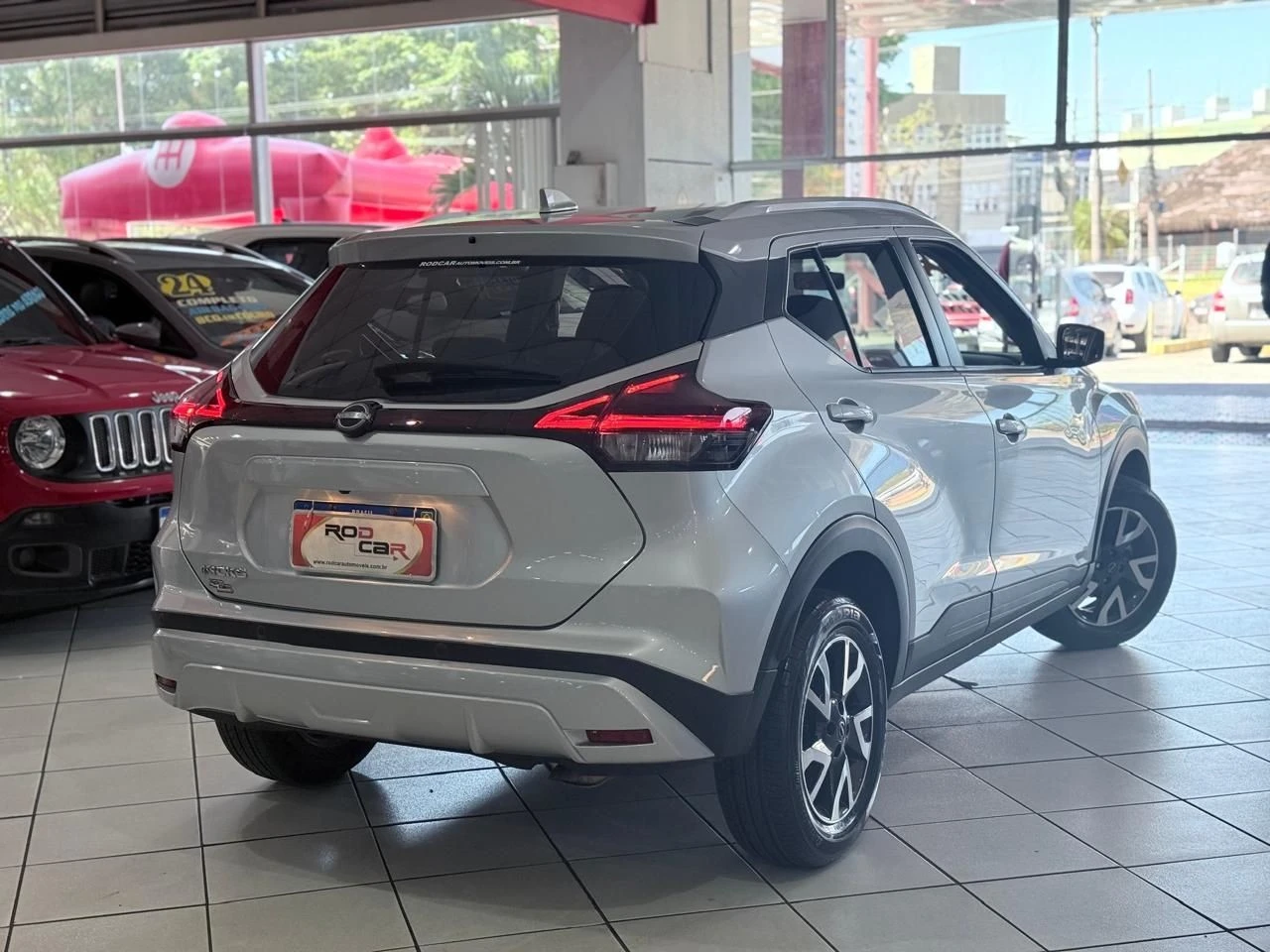 NISSAN KICKS
