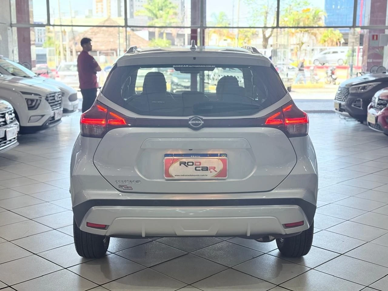 NISSAN KICKS