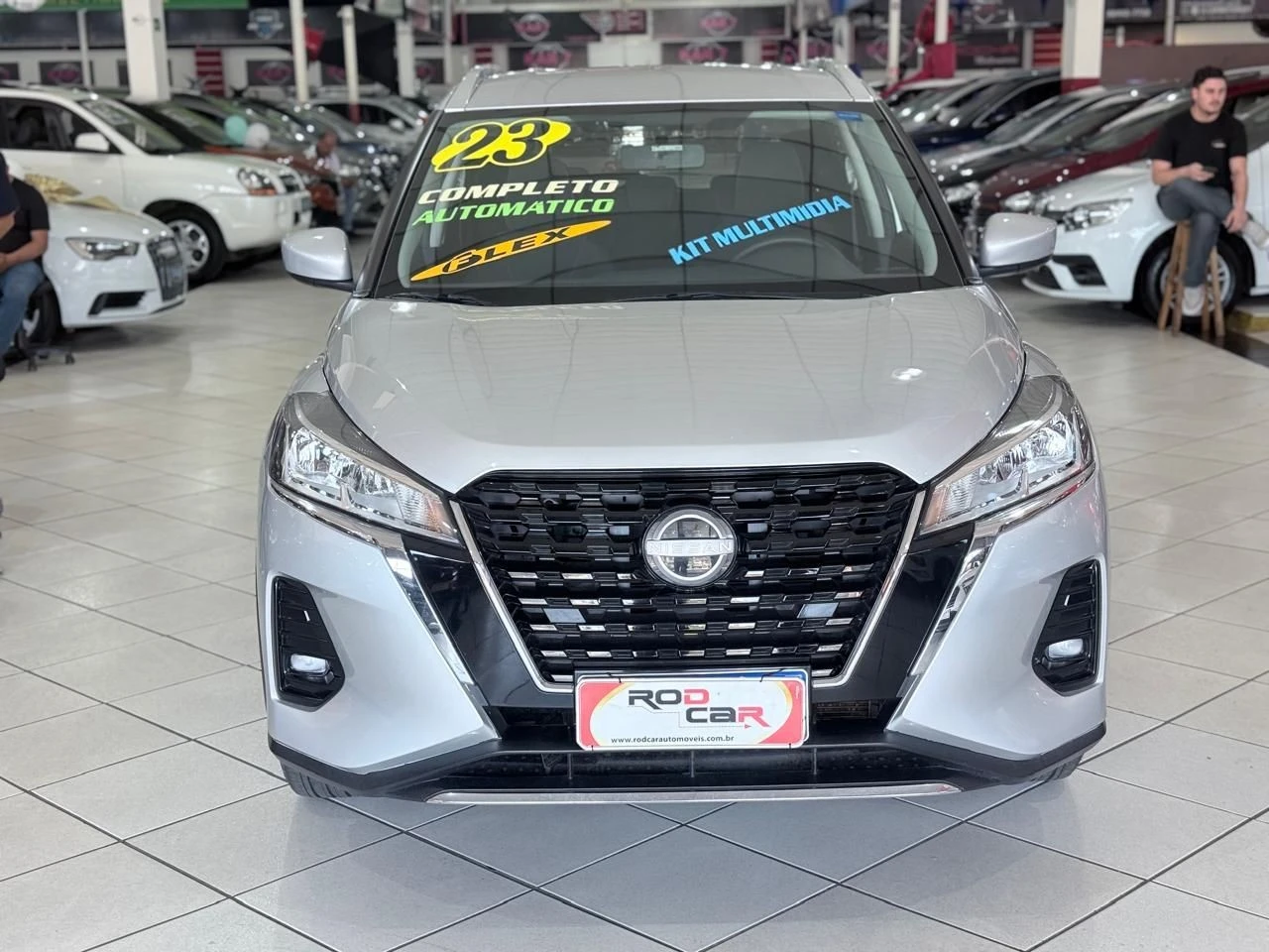 NISSAN KICKS