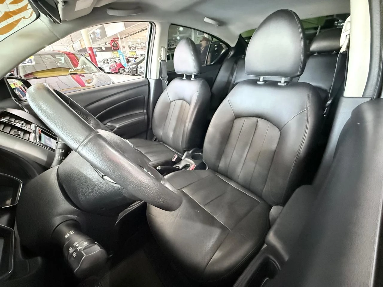 NISSAN VERSA