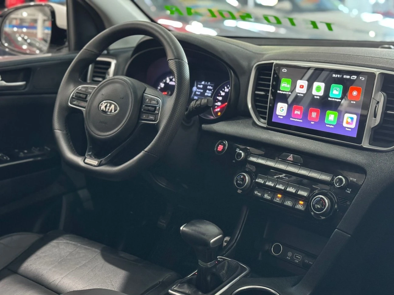 KIA SPORTAGE