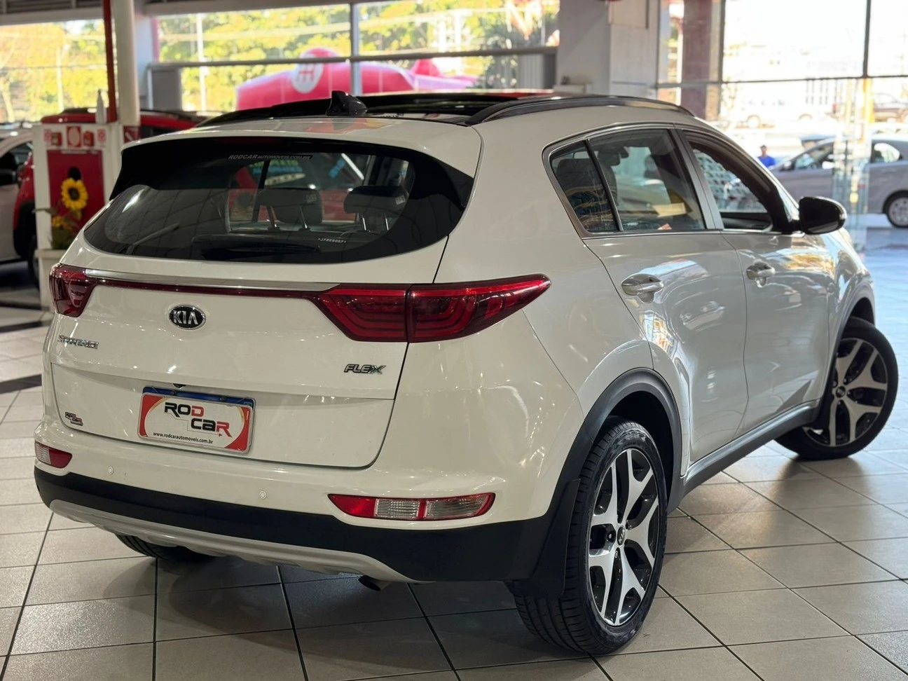 KIA SPORTAGE