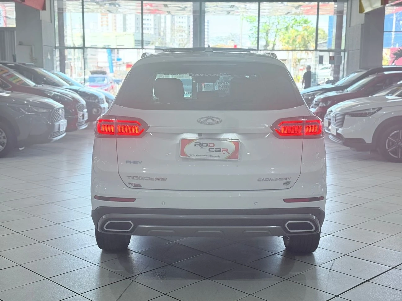 CHERY TIGGO 8