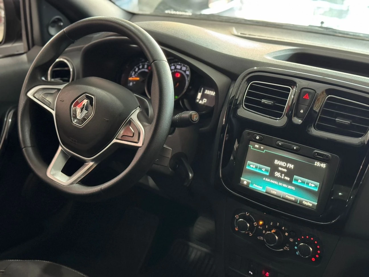 RENAULT LOGAN