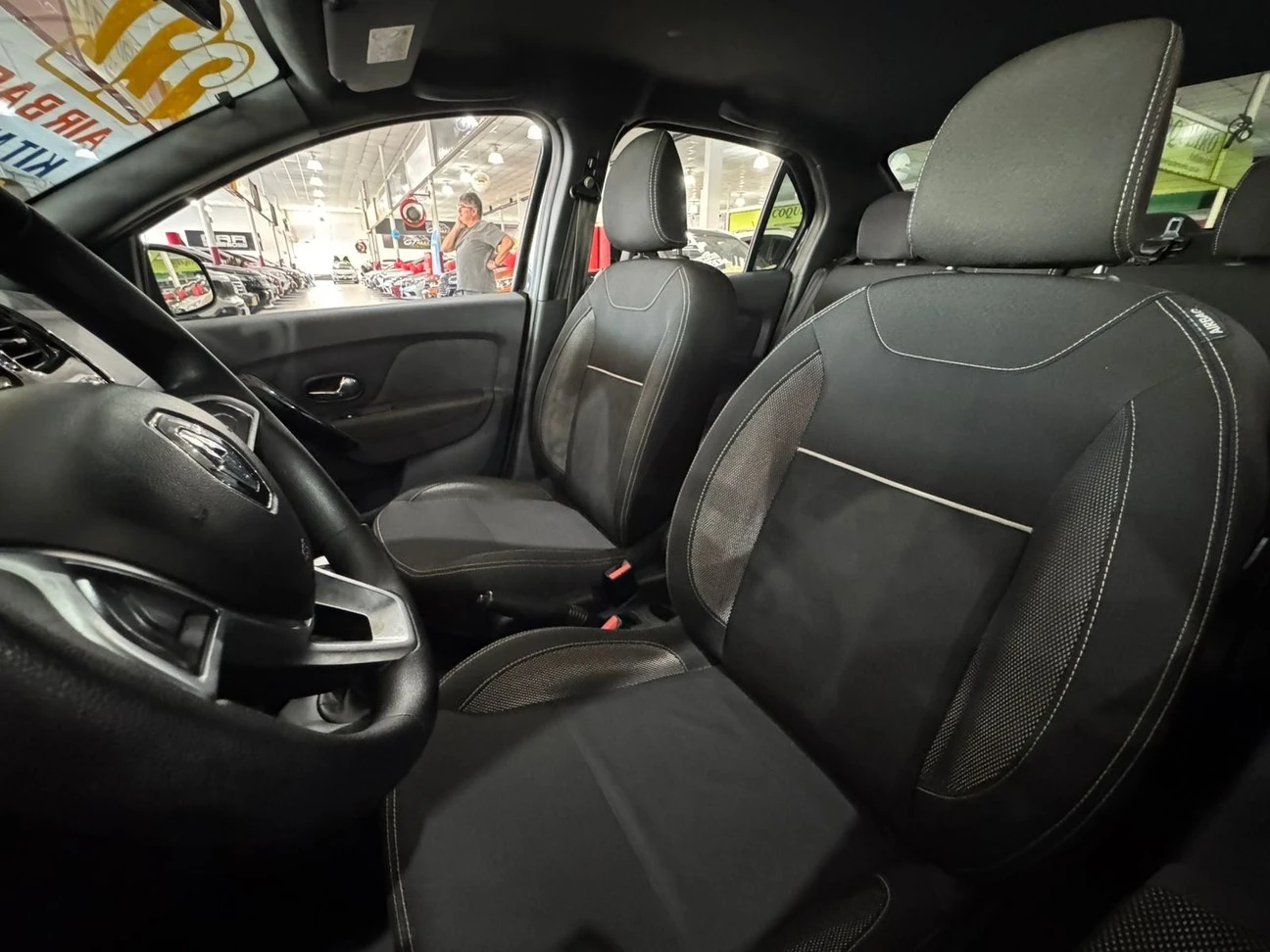 RENAULT LOGAN