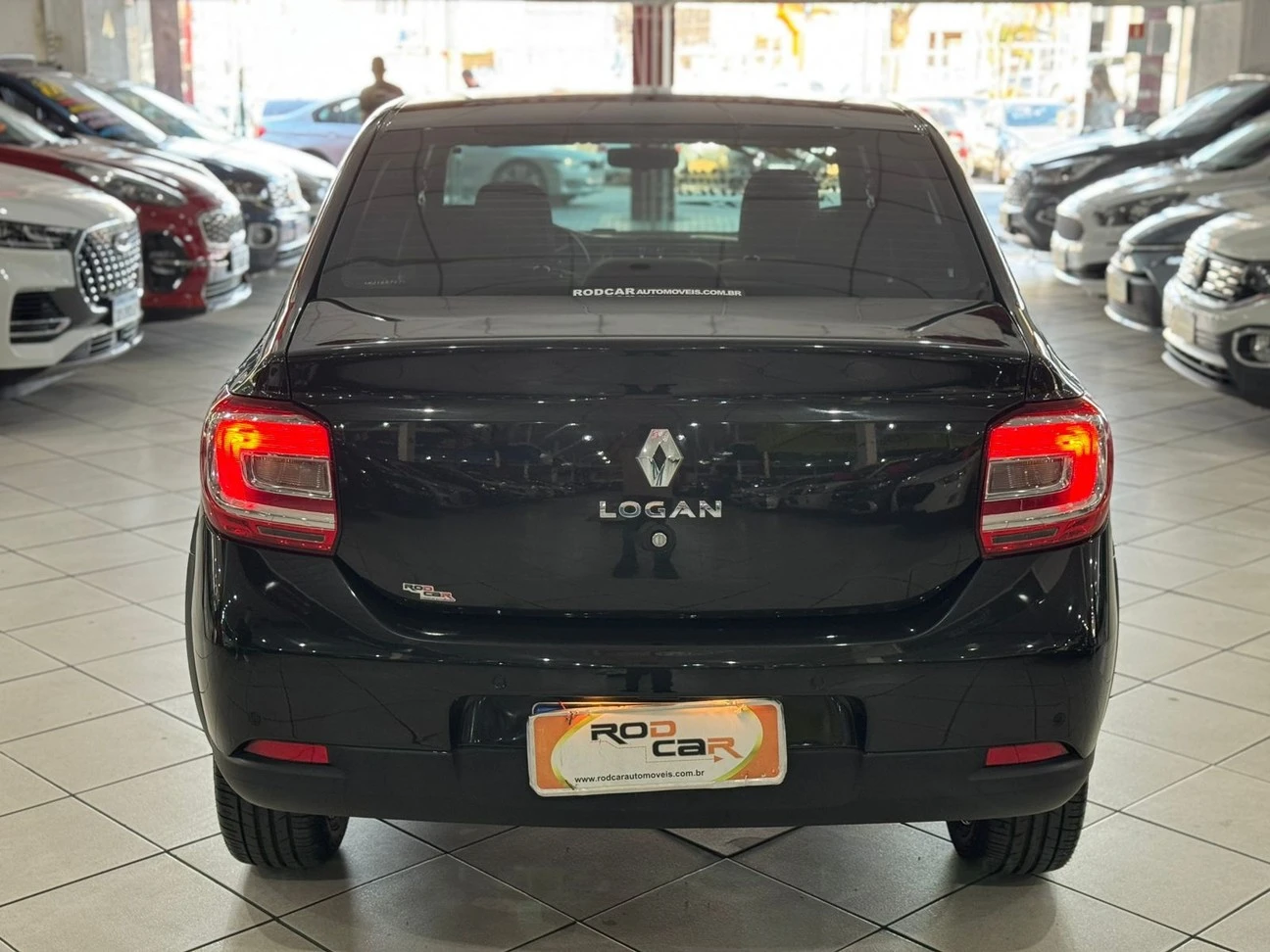 RENAULT LOGAN