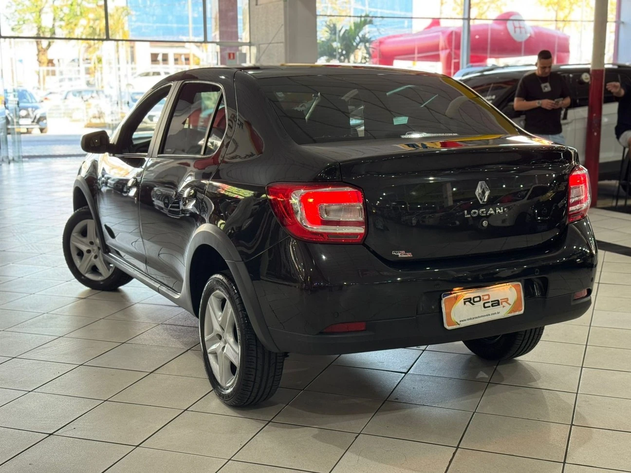 RENAULT LOGAN