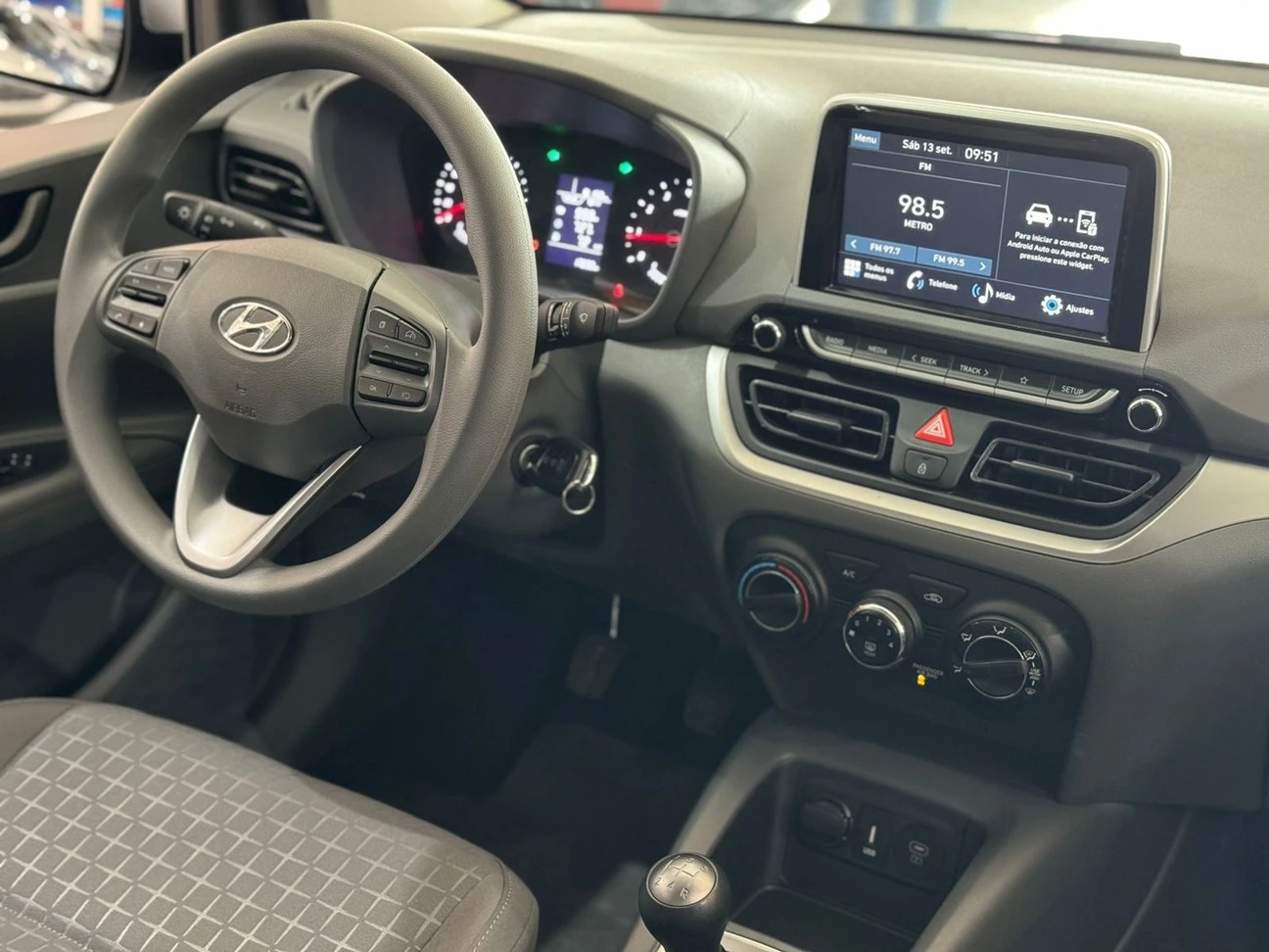 HYUNDAI HB20S