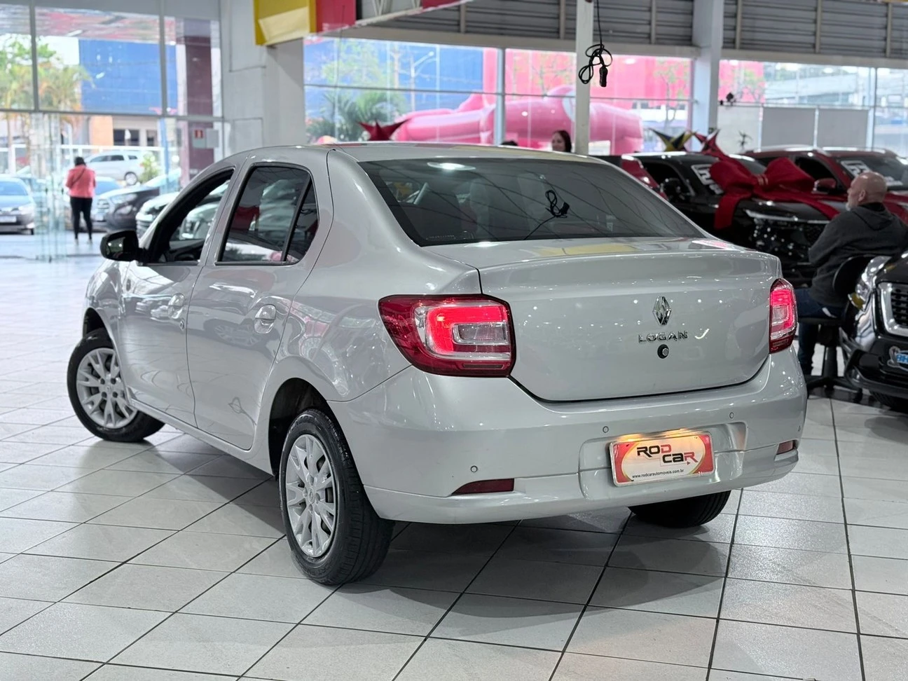 RENAULT LOGAN