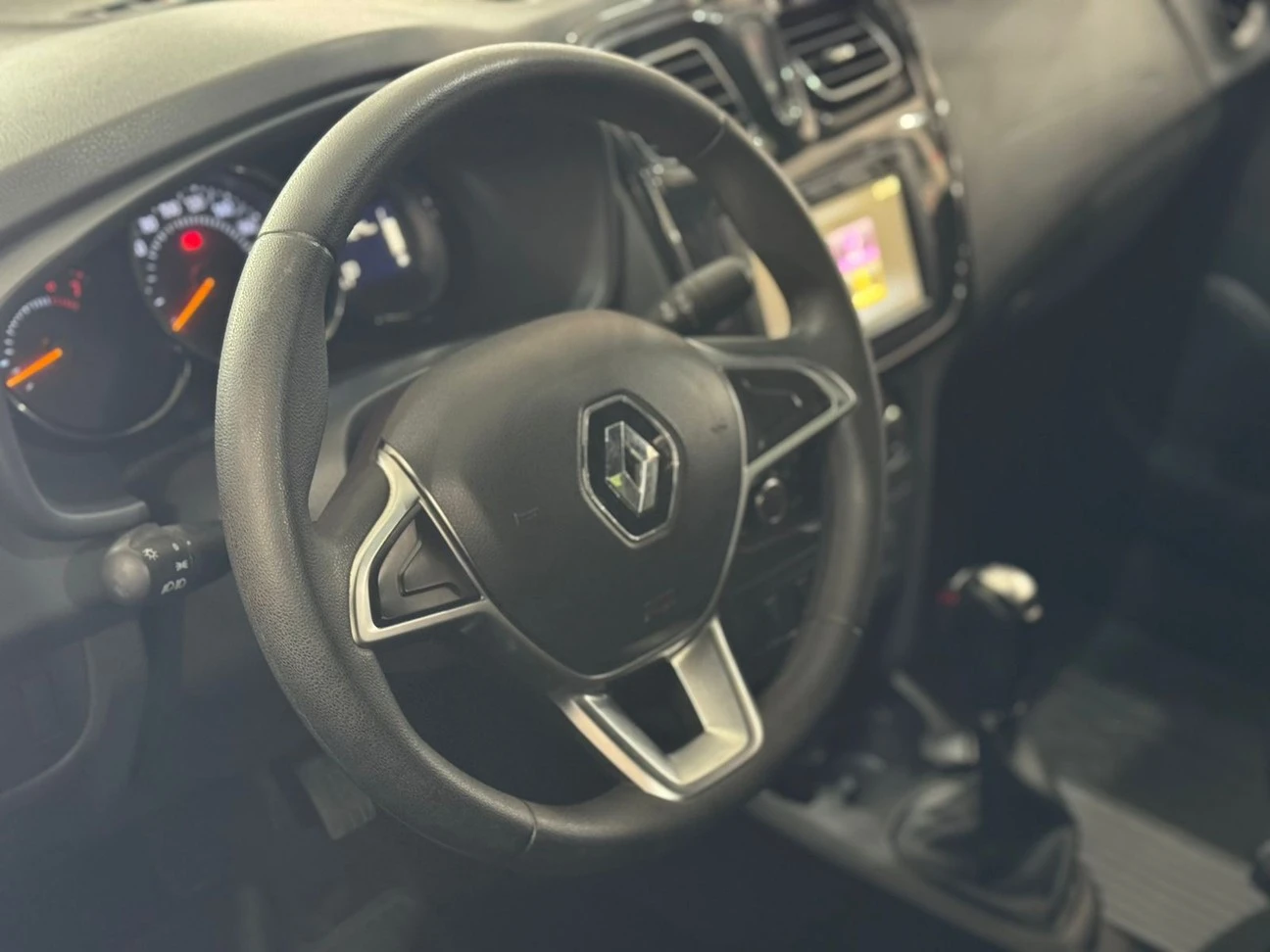 RENAULT LOGAN