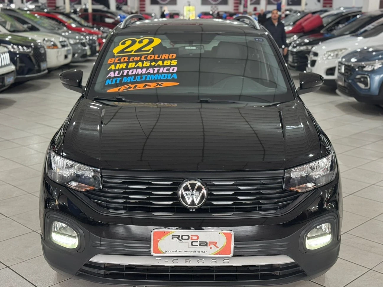 VOLKSWAGEN T-CROSS
