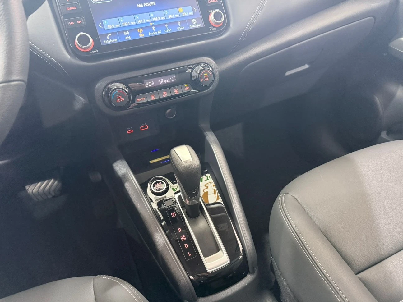 NISSAN KICKS